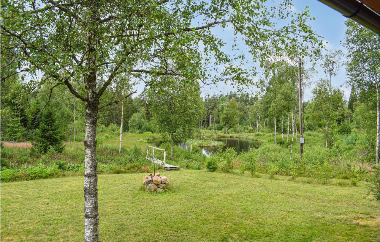 Cozy Home In Markaryd With House A Panoramic View Hässlehult Екстериор снимка