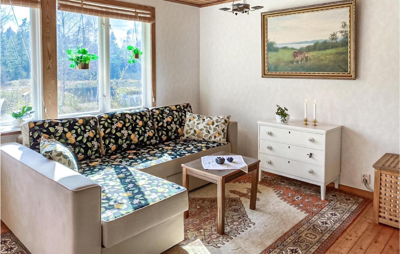 Cozy Home In Markaryd With House A Panoramic View Hässlehult Екстериор снимка